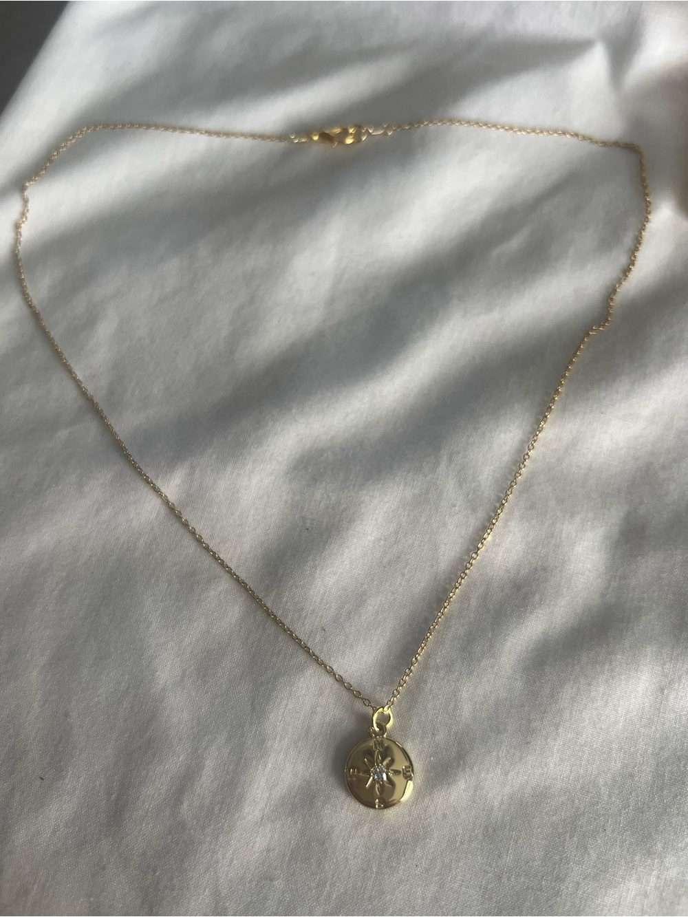 Gold Compass Star Pendant Necklace - Elegant Everyday Jewelry